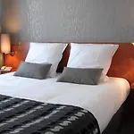 Otel Logis Le Pelican & Son Restaurant