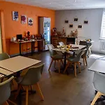 Hotell Logis Le Pelican & Son Restaurant 3*