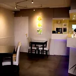 Otel Logis Le Pelican & Son Restaurant