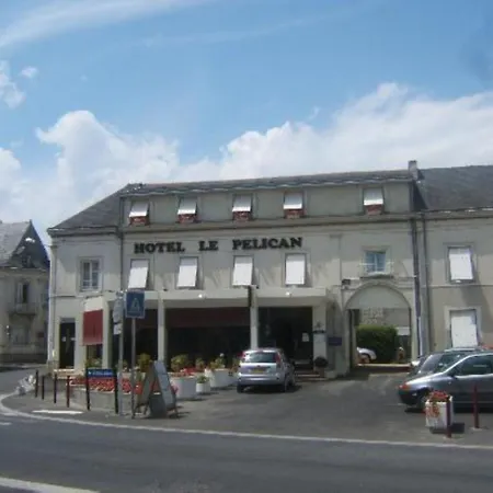 Hotel Logis Le Pelican 3*