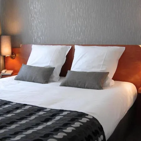 Hotel Logis Le Pelican
