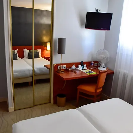 Logis Le Pelican & Son Restaurant Ξενοδοχείο 3*
