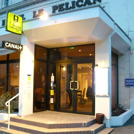 Hotell Logis Le Pelican & Son Restaurant Vernantes
