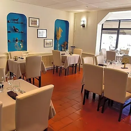 Logis Le Pelican & Son Restaurant Отель