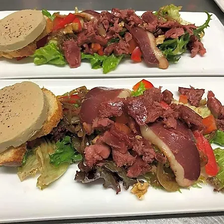Logis Le Pelican & Son Restaurant Vernantes