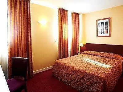 Logis Le Pelican & Son Restaurant Vernantes