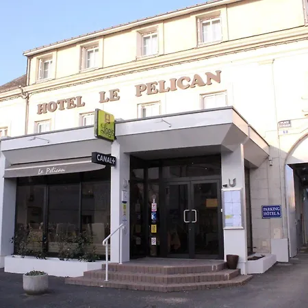 Hotel Logis Le Pelican 3*