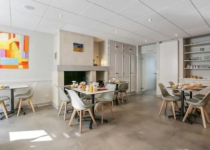 Hotell Logis Le Pelican & Son Restaurant