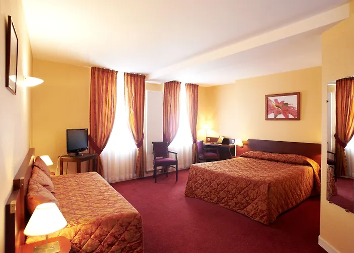 Отель Logis Le Pelican & Son Restaurant