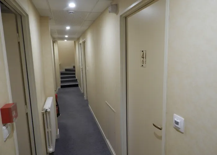 Logis Le Pelican & Son Restaurant 3* Vernantes