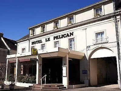 Отель Logis Le Pelican & Son Restaurant